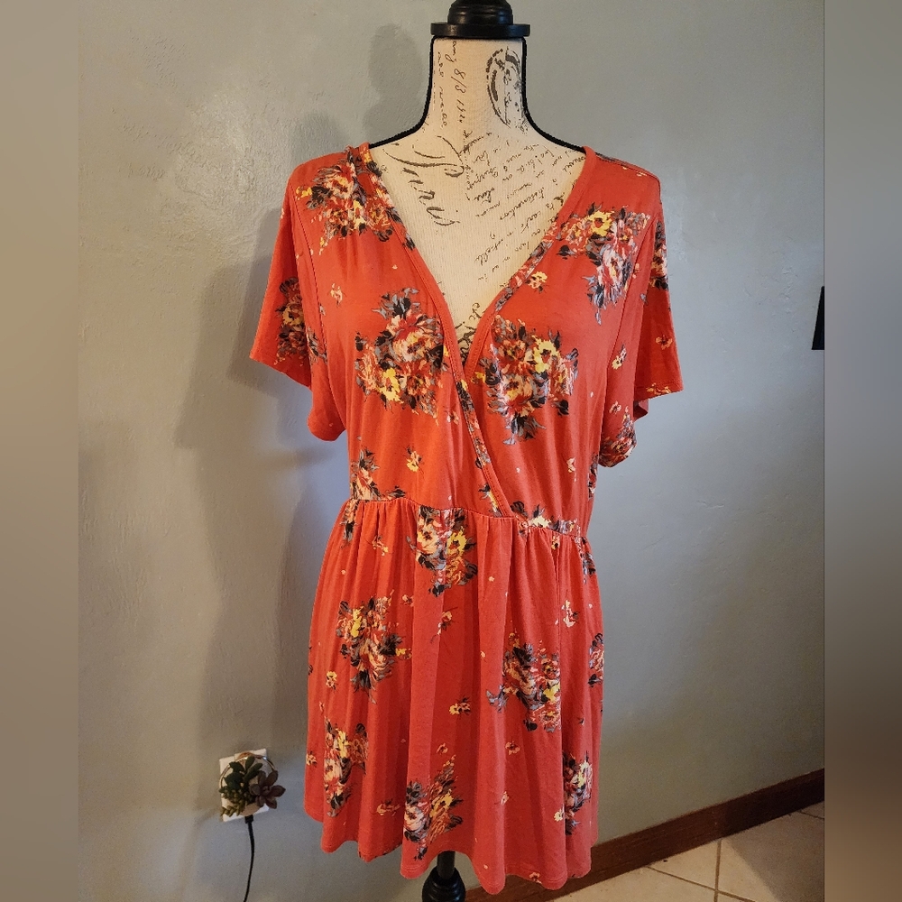 Torrid Coral Floral V-Neck Blouse